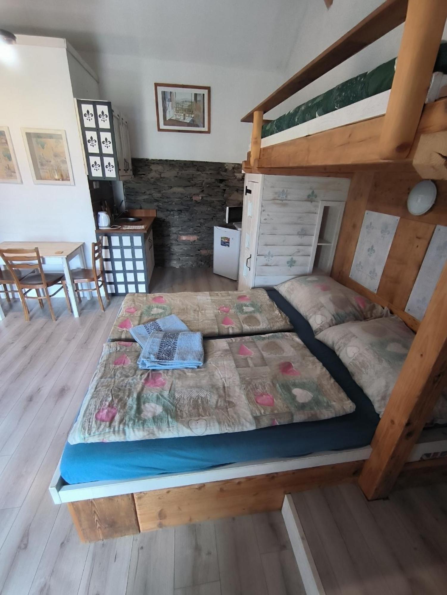 Country house Pokojiky Na Vetrne Malsin